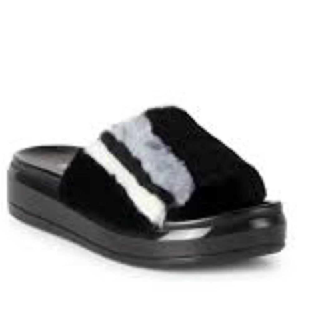 Prada Mink Slides - Picture 3 of 17
